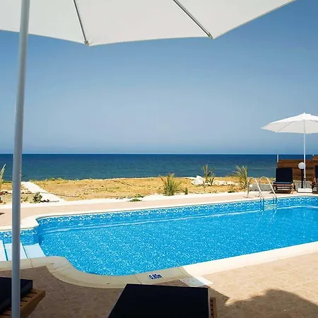 Venus Beach * Pomos